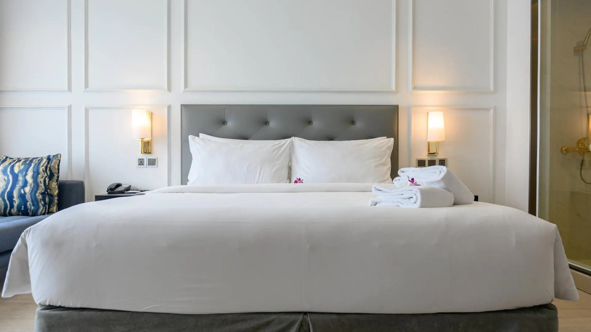 Premium Room With Infinity Pool & City View Da Nang Aparthotel